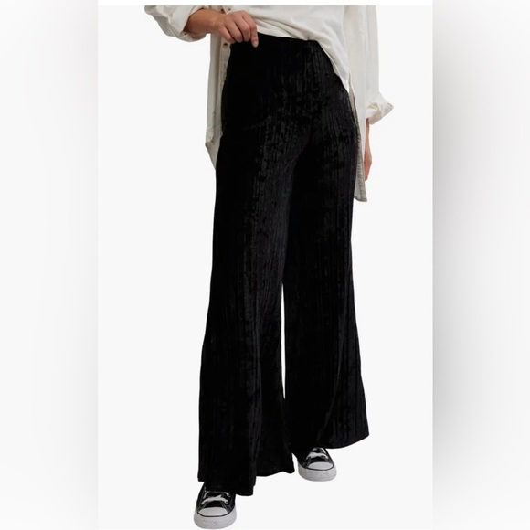 Free People Black Velvet Wide-Leg Pants size L - Picture 1 of 5